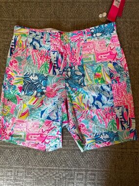 NWT Men's Lilly Pulitzer Pop Up Summer Remix Patch men’s shorts size 34